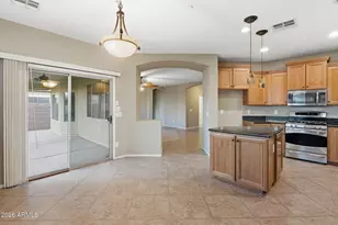 13820 W Cheery Lynn Rd, Avondale, AZ 85392 - Photo 8