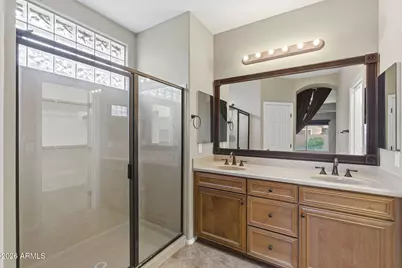 13820 W Cheery Lynn Road, Avondale, AZ 85392 - Photo 16