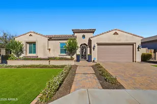 938 E Parkview Dr, Gilbert, AZ 85295 - Photo 1