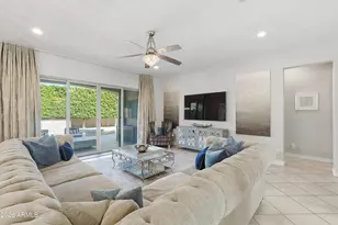938 E Parkview Dr, Gilbert, AZ 85295 - Photo 10