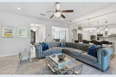 938 E Parkview Drive, Gilbert, AZ 85295 - Photo 12