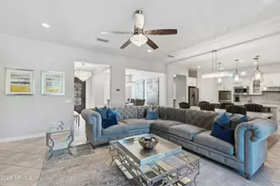 938 E Parkview Dr, Gilbert, AZ 85295 - Photo 12