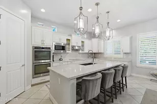 938 E Parkview Dr, Gilbert, AZ 85295 - Photo 14