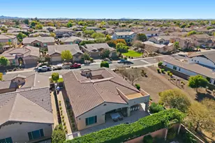 938 E Parkview Dr, Gilbert, AZ 85295 - Photo 58