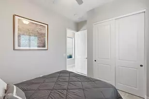 938 E Parkview Dr, Gilbert, AZ 85295 - Photo 34