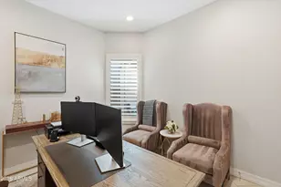 938 E Parkview Dr, Gilbert, AZ 85295 - Photo 44