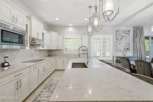 938 E Parkview Dr, Gilbert, AZ 85295 - Photo 16