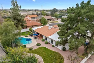 2119 E Vaughn St, Tempe, AZ 85283 - Photo 46