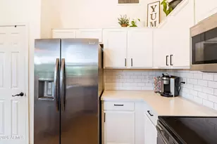 26434 N 43rd Pl, Phoenix, AZ 85050 - Photo 10