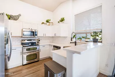 26434 N 43rd Place, Phoenix, AZ 85050 - Photo 8