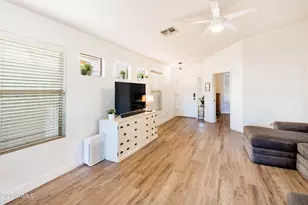 26434 N 43rd Pl, Phoenix, AZ 85050 - Photo 6