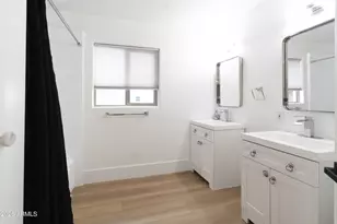 4451 E Earll Dr, Phoenix, AZ 85018 - Photo 18