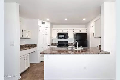 17236 N 1st Place, Phoenix, AZ 85022 - Photo 4