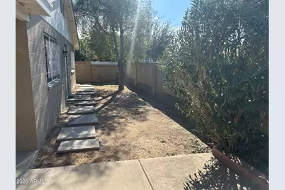 17236 N 1st Place, Phoenix, AZ 85022 - Photo 16