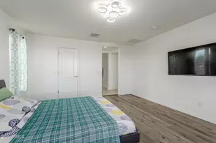 10162 E Theorem Dr, Mesa, AZ 85212 - Photo 14