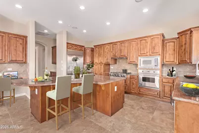 12061 W Miner Trail, Peoria, AZ 85383 - Photo 2