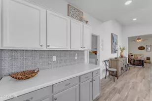 13359 W Gelding Dr, Surprise, AZ 85379 - Photo 14