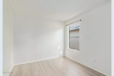 8714 W Amelia Avenue, Phoenix, AZ 85037 - Photo 20