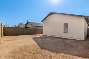 8714 W Amelia Ave, Phoenix, AZ 85037 - Photo 24