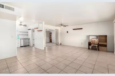 11023 W Sun City Boulevard, Sun City, AZ 85351 - Photo 4