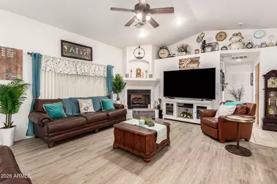 560 W Topeka Drive, Wickenburg, AZ 85390 - Photo 8