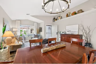 11673 W Lakeview Court, Surprise, AZ 85378 - Photo 12