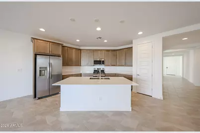 7824 W Tether Trail, Peoria, AZ 85383 - Photo 2