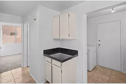 7040 W Oraibi Drive, Glendale, AZ 85308 - Photo 8