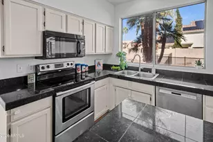 7040 W Oraibi Dr, Glendale, AZ 85308 - Photo 10