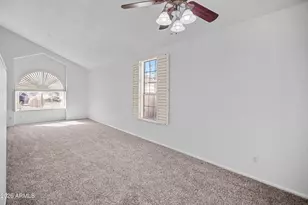 7040 W Oraibi Dr, Glendale, AZ 85308 - Photo 4
