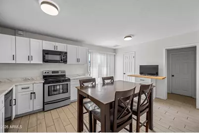 3007 N 81st Avenue, Phoenix, AZ 85033 - Photo 10