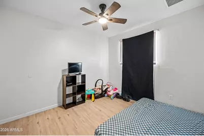 3007 N 81st Avenue, Phoenix, AZ 85033 - Photo 18