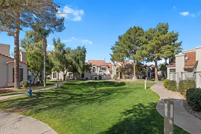 1717 E Union Hills Drive #1042, Phoenix, AZ 85024 - Photo 18