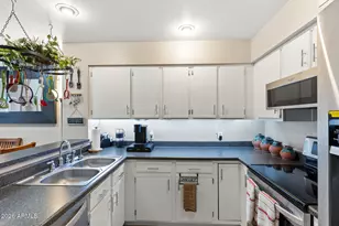 1717 E Union Hills Dr, Phoenix, AZ 85024 - Photo 8