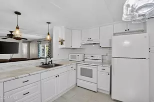 1804 W Tepee St, Apache Junction, AZ 85120 - Photo 6