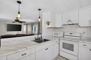 1804 W Tepee St, Apache Junction, AZ 85120 - Photo 8