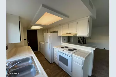 4852 E Euclid Avenue #1, Phoenix, AZ 85044 - Photo 4