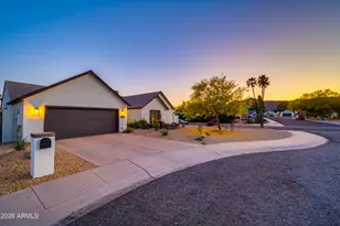 4501 E Pearce Rd, Phoenix, AZ 85044 - Photo 28