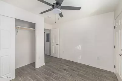 11230 N 17th Avenue, Phoenix, AZ 85029 - Photo 12