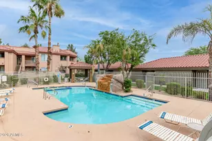 2929 W Yorkshire Dr, Phoenix, AZ 85027 - Photo 34