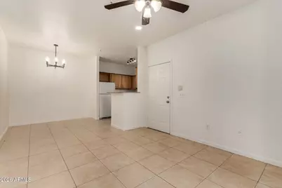 2929 W Yorkshire Drive #1093, Phoenix, AZ 85027 - Photo 10