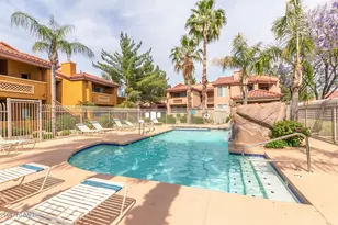 2929 W Yorkshire Dr, Phoenix, AZ 85027 - Photo 32