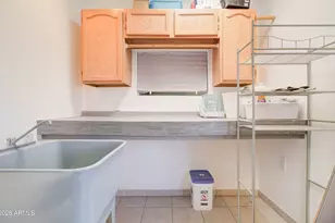 186 E Kelly St, Miami, AZ 85539 - Photo 38