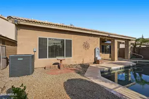 1561 E Black Diamond Dr, Gilbert, AZ 85296 - Photo 28