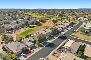 1561 E Black Diamond Dr, Gilbert, AZ 85296 - Photo 34