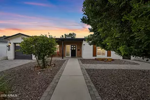 1359 E Weldon Ave, Phoenix, AZ 85014 - Photo 1