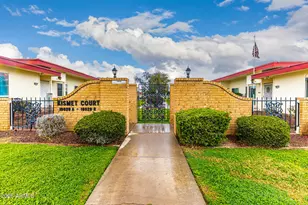 10020 W Royal Oak Rd, Sun City, AZ 85351 - Photo 30