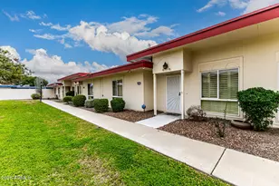 10020 W Royal Oak Rd, Sun City, AZ 85351 - Photo 2