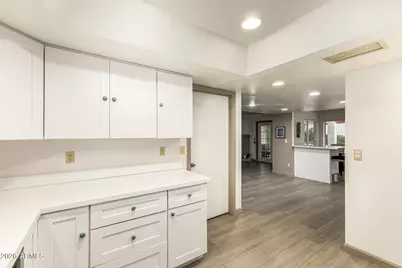 7560 E Gold Dust Avenue, Scottsdale, AZ 85258 - Photo 14