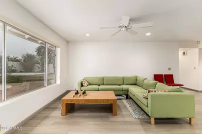 7560 E Gold Dust Avenue, Scottsdale, AZ 85258 - Photo 10